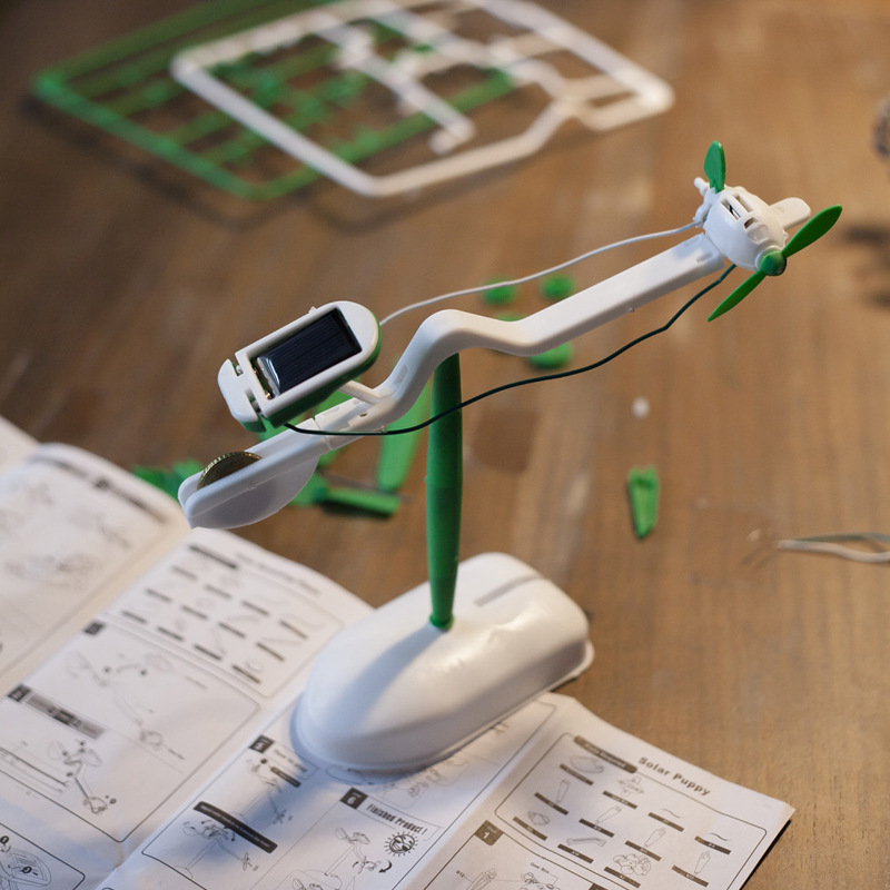 6-in-1 ソーラーパワーロボットキット組み立て船ファン風 - Renewable Energy Kits のレビューと価格